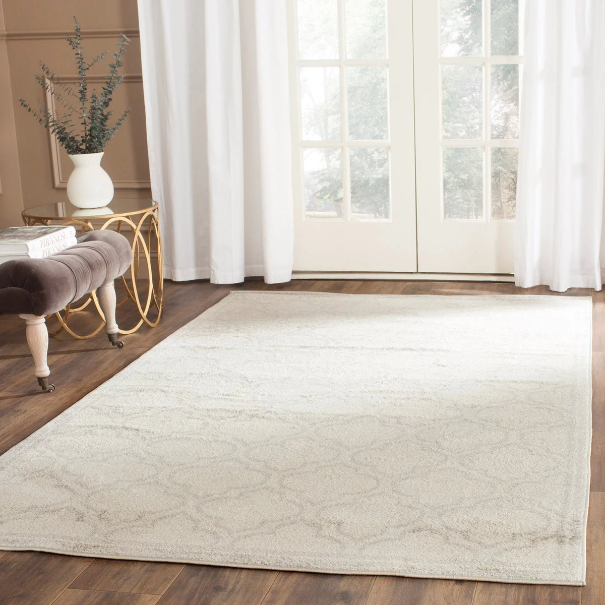Ivory Light Green Geometric Area Rug 2'6" x 4' O993