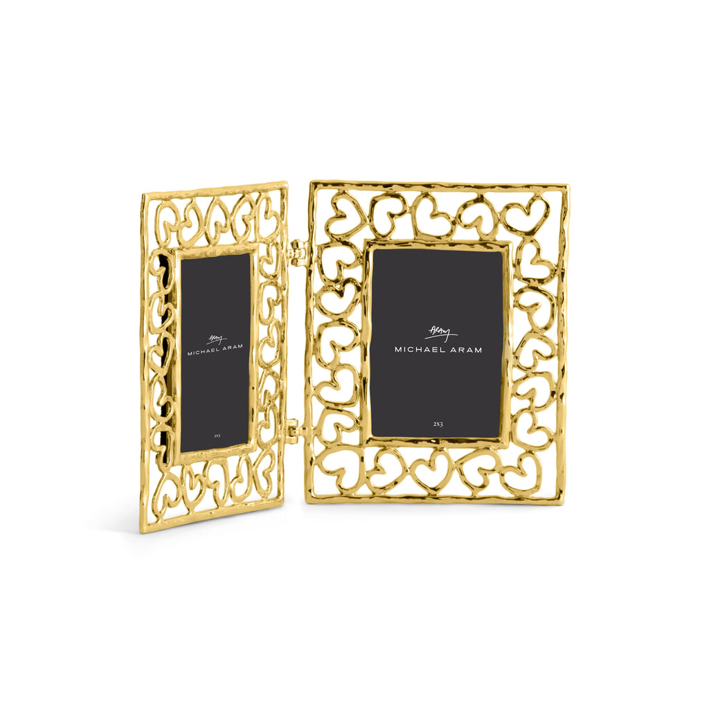 Heart Gold Hinged Frame 2x3 U4388