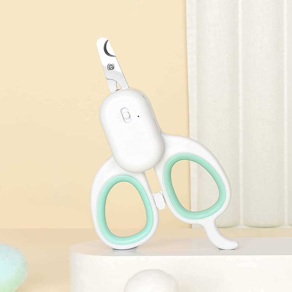 Pet Nail Clipper with LED Light W7015