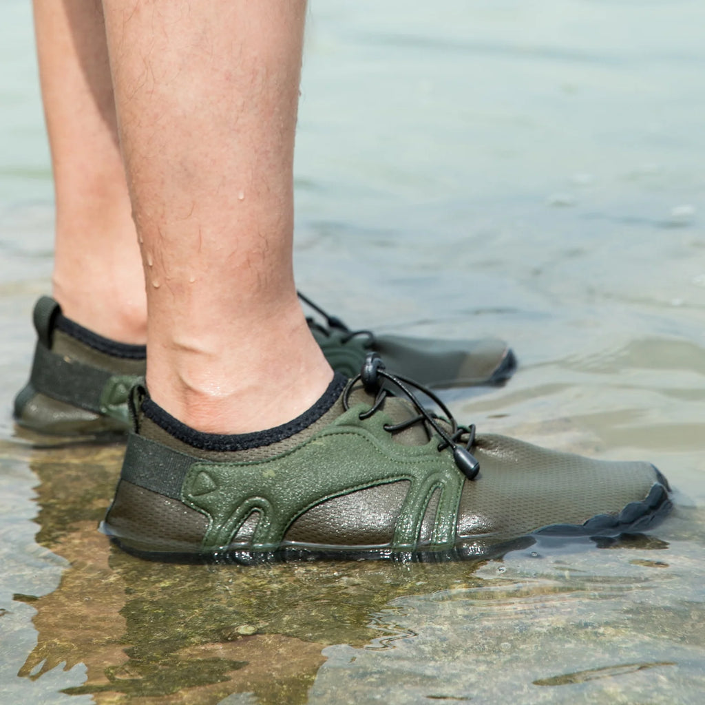 Army Green Men's Quick-Dry Water Shoes W27088