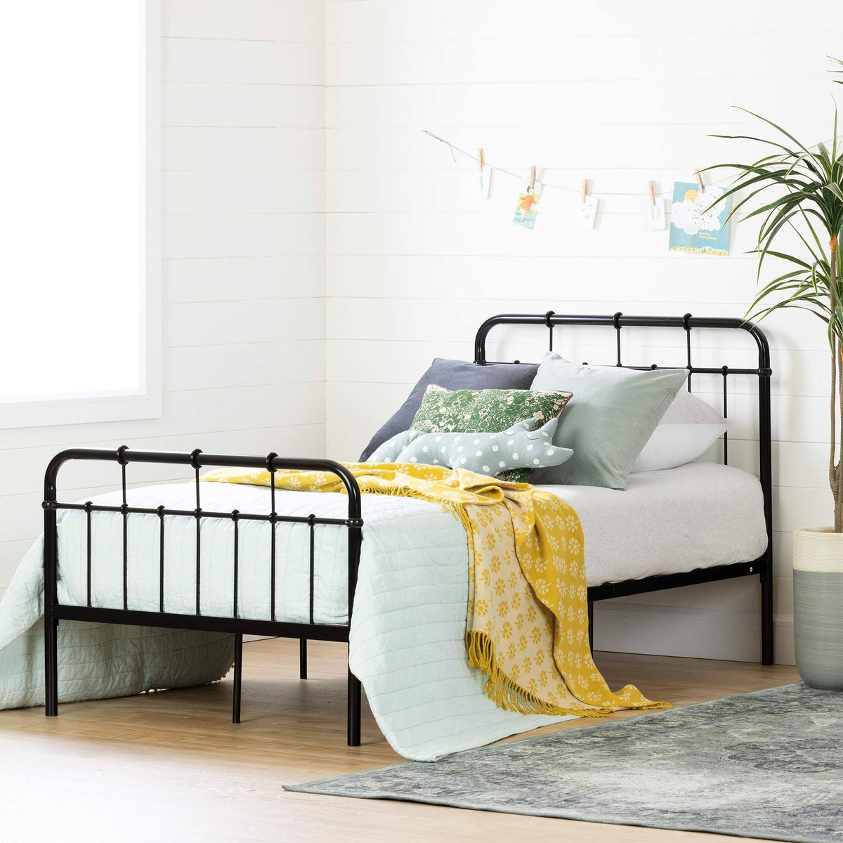Black Twin Metal Complete Bed I457