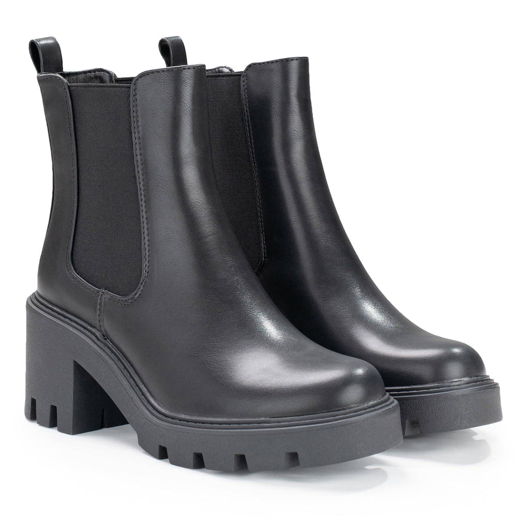 Black Chunky Platform Chelsea Boots W5111