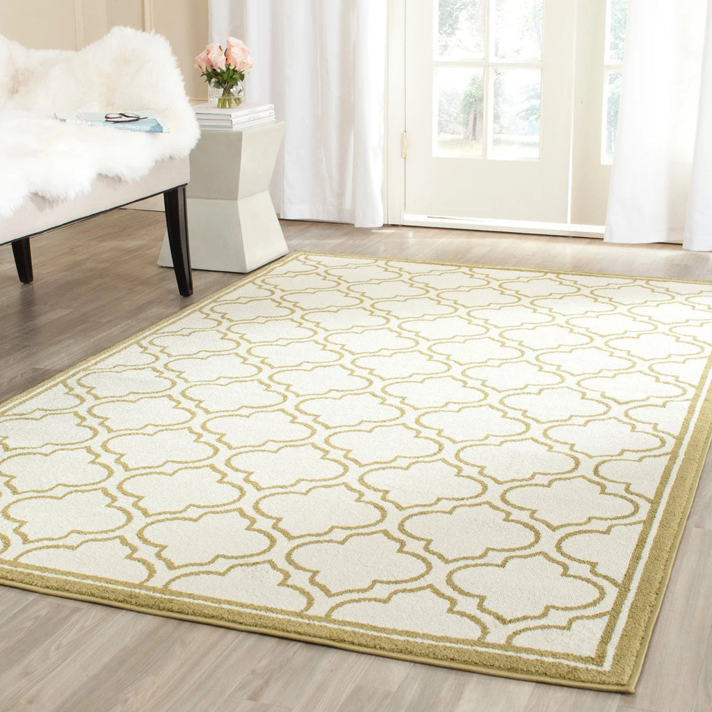 Ivory Light Green Geometric Area Rug 2'6" x 4' O993