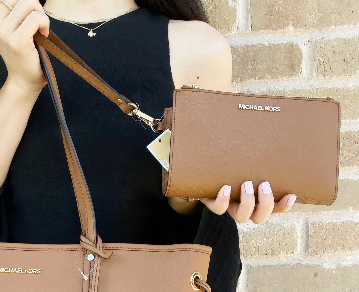Leather Wristlet Phone Wallet P4729