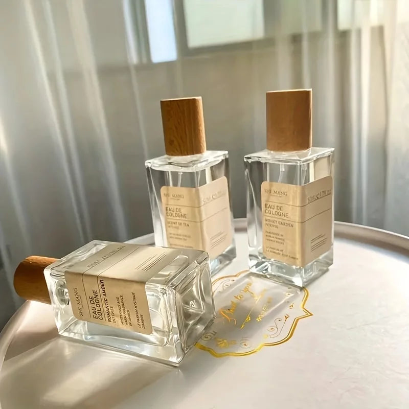 Eau De Toilette Spray Floral Woody Scent B147022